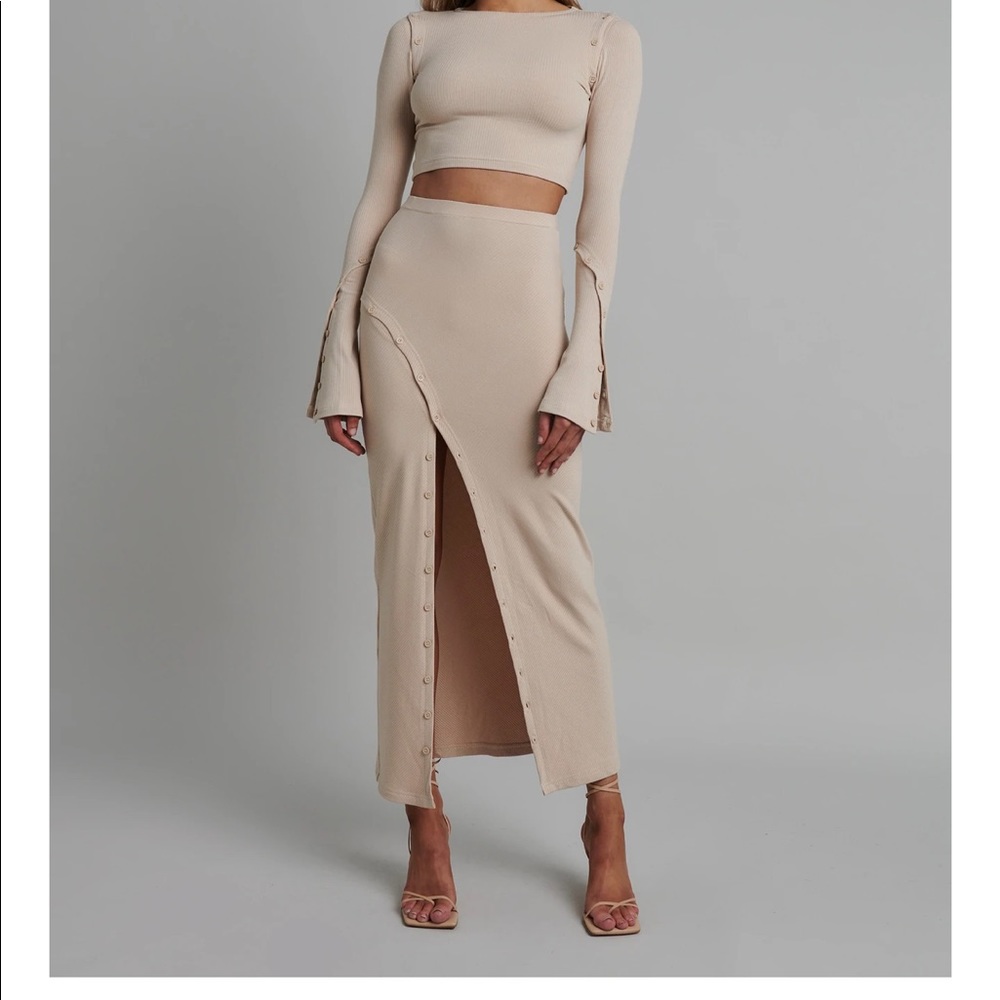 Maxine skirt: Bayse brand NWT sold out!